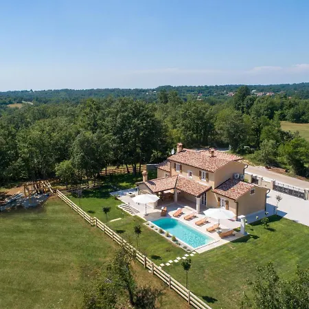 Lucija By Interhome