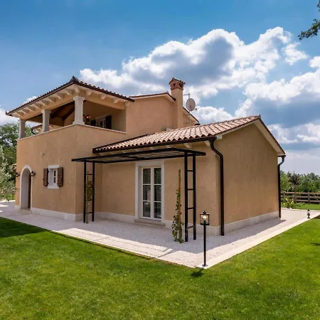 Lucija By Interhome *