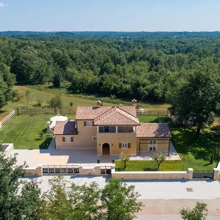 Lucija By Interhome *