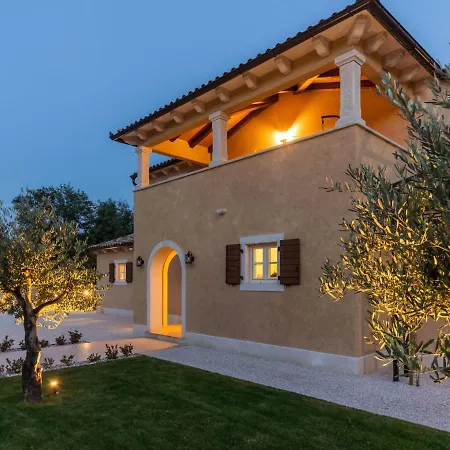 Villa Lucija By Interhome