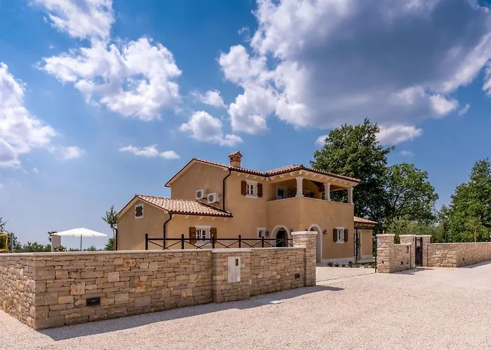 Lucija By Interhome *