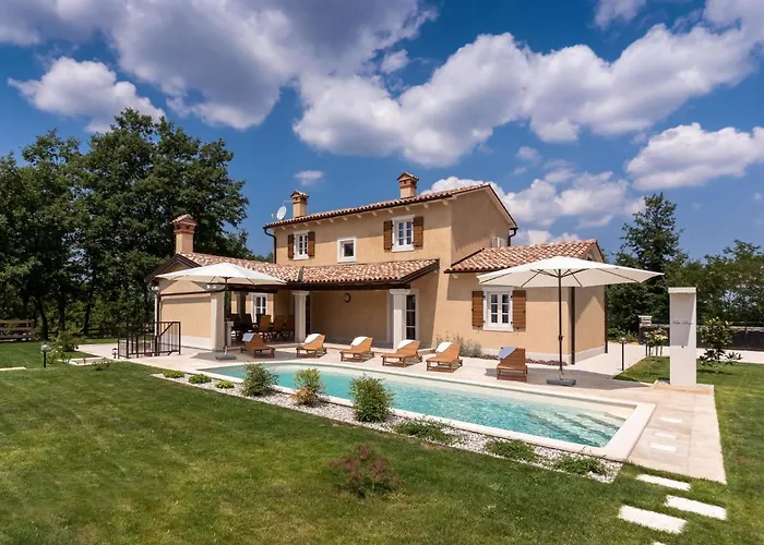 Lucija By Interhome Vila