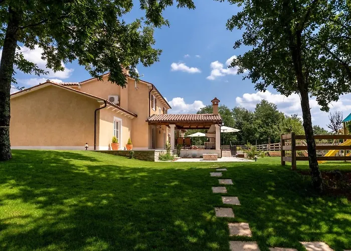 Vila Lucija By Interhome